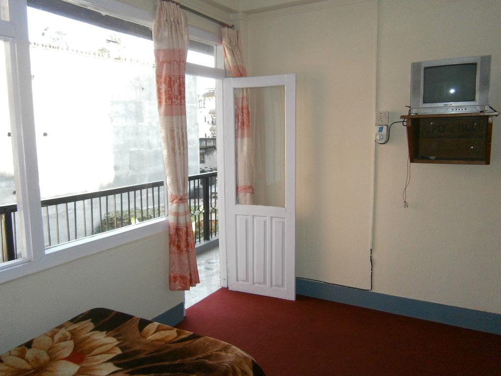 Hotel Pokhara Peace กาฐมาณฑุ ภายนอก รูปภาพ