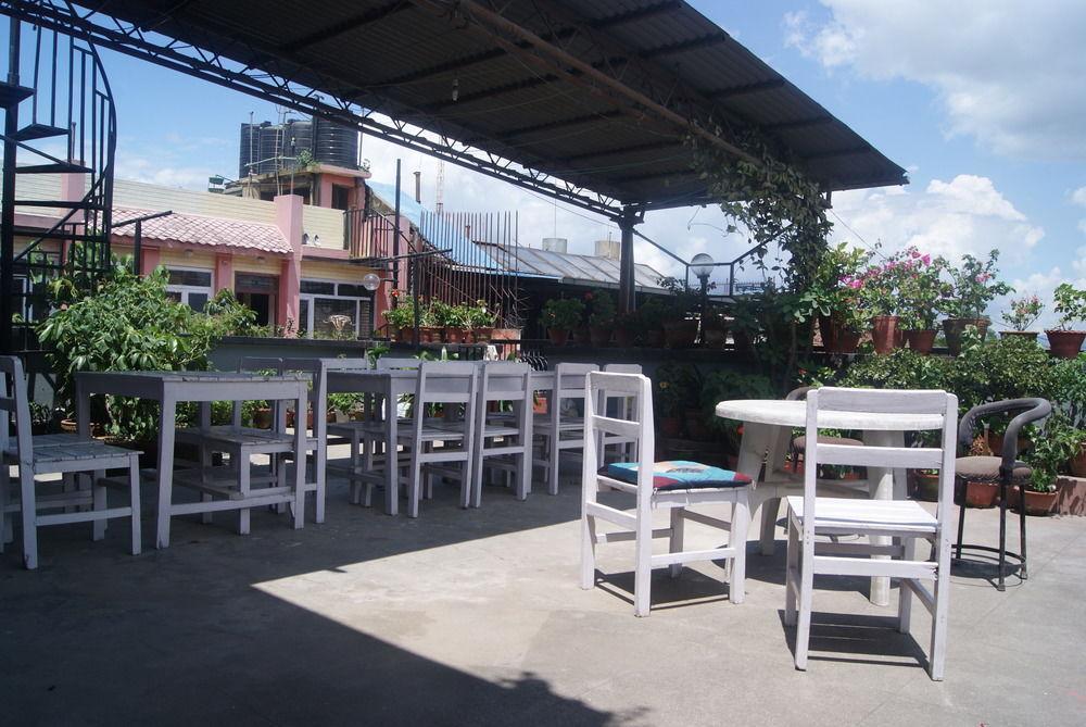 Hotel Pokhara Peace กาฐมาณฑุ ภายนอก รูปภาพ