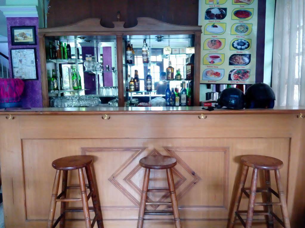 Hotel Pokhara Peace กาฐมาณฑุ ภายนอก รูปภาพ