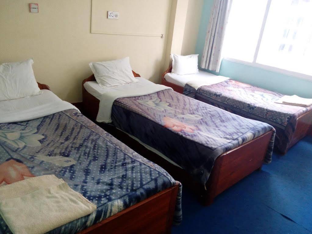 Hotel Pokhara Peace กาฐมาณฑุ ภายนอก รูปภาพ